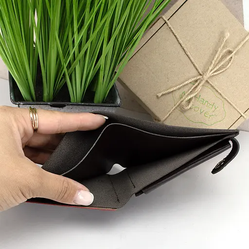 Кошелек кожаный мужской коричневый Handycover HC0042 на кнопке - фото 6