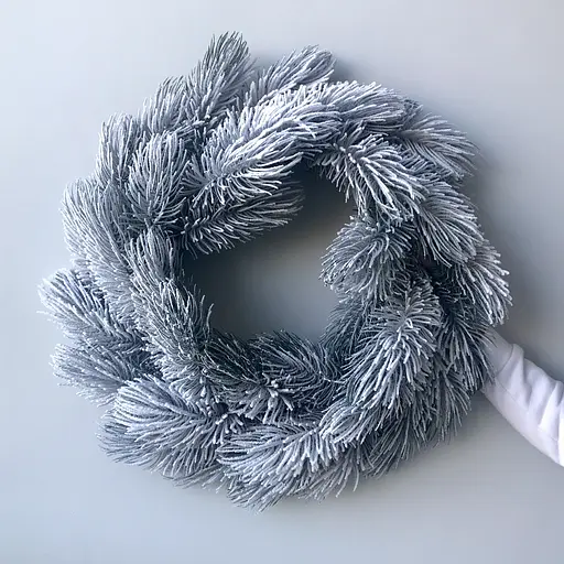 Вінок хвойний Hvoya Сосна литий засніжений 60 см - фото 4