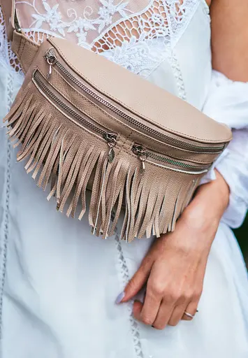 Шкіряна жіноча сумка на пояс Spirit світло-бежева - фото 9