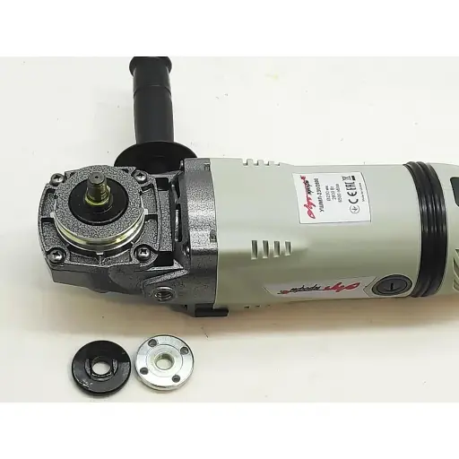 Болгарка шліфувальна кутова Луч Профі КШМЛ 230/2800 6500 об/хв - фото 4