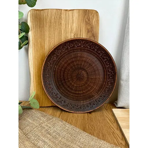 Тарілка 26 см керамічна (глиняна) різьблена Декор