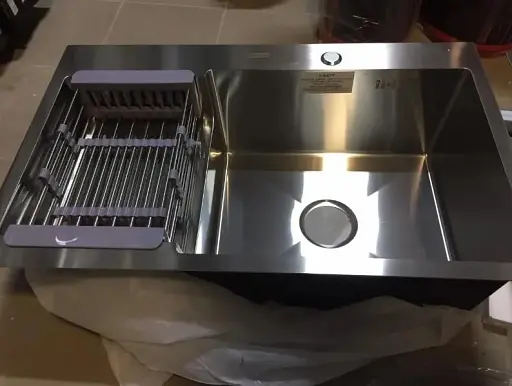 Мойка кухонная Kraft Handmade HS7848 AR правая + корзина 780х480х230х3 мм 30412 - фото 2