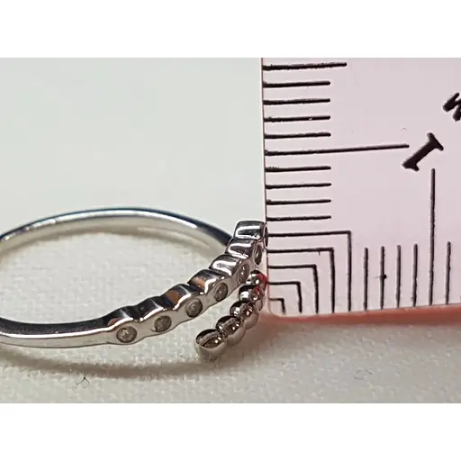 Серебряное незамкнутое кольцо Qvaliz с фианитами. 901-01049 17 - фото 5