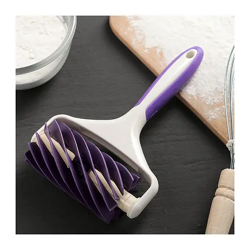 Декоративный кондитерский валик для добавления текстуры в виде диагональных полосок 19.5 см, Kitchen Master Фиолетовый 86194 - фото 2