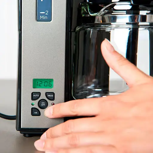 Кофеварка Black&Decker BXCO1000E - фото 11