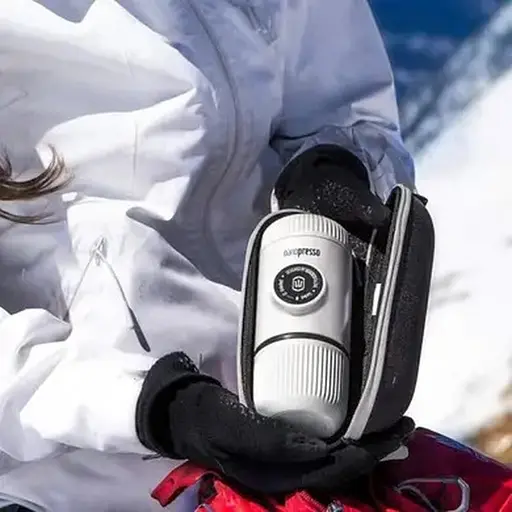 Эспрессо-кофеварка Wacaco Nanopresso 18 бар 80мл с чехлом Белый - фото 3