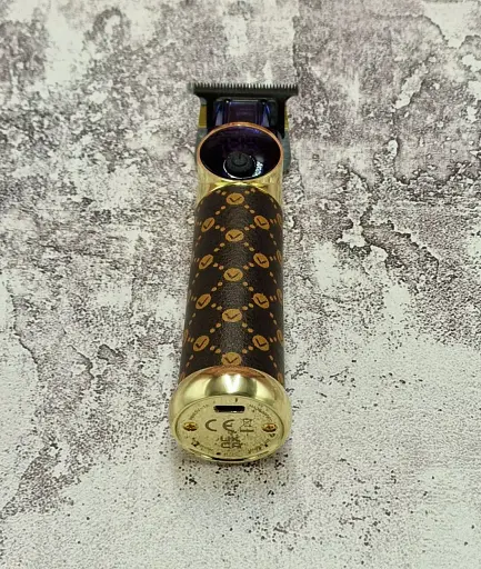 Професійний тример VGR V-942 — керамічна точність для ідеального комфорту - фото 4