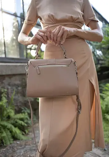 Женская кожаная сумка Ester карамель краст - фото 3