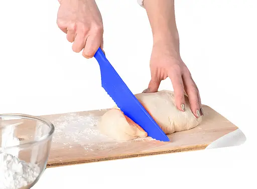 Пластиковий кухонний ніж для силіконового килимка крему, торта, тіста овочів та фруктів 30.5 см, Kitchette Синій 84346 - фото 3