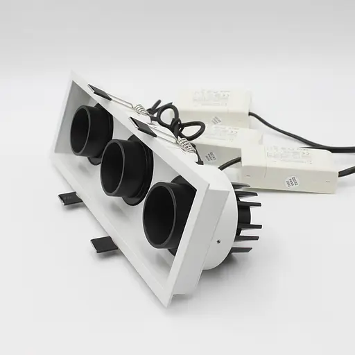 Встраиваемый светильник Skarlat RSL74092-3 3x10W WH+BK 4000K - фото 3