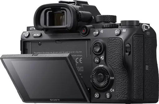 Бездзеркальний фотоапарат Sony Alpha A7 III Kit FE 24-105mm f/4 G OSS Black (ILCE7M3GB) [92447] - фото 4