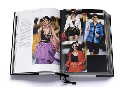 Chanel Catwalk. The Complete Collections - фото 6