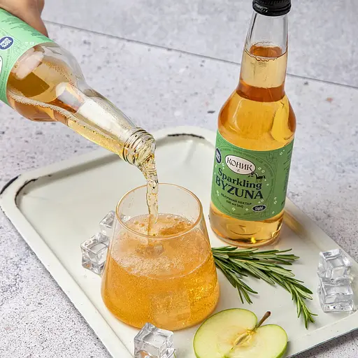 Нектар Коник Sparkling byzuna яблочный газированный 330мл - фото 3