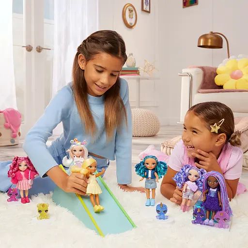 Игровой набор с куклой Сапфира Rainbow High 531197 серии Littles с аксессуарами - фото 10