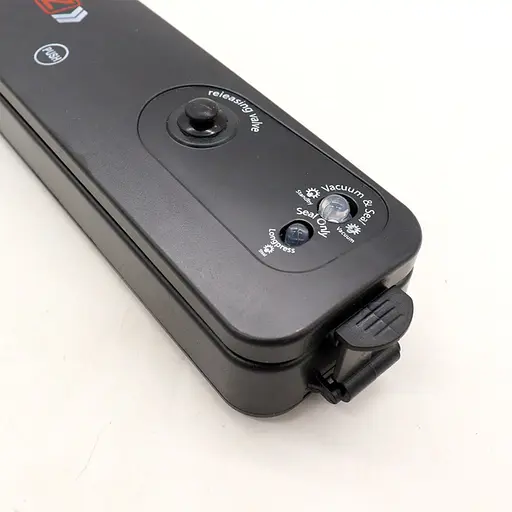 Бытовой вакуумный упаковщик Vacuum Sealer с набором пакетов 90 Вт Черный - фото 5