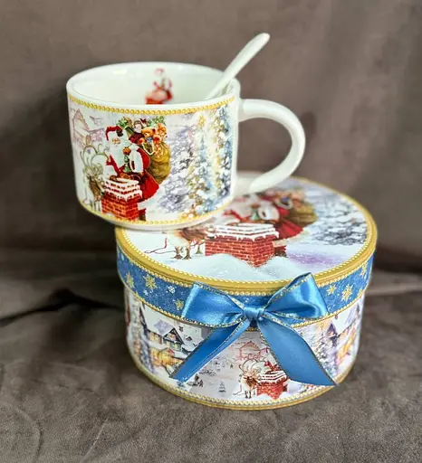 Чашка новорічна R36240 Home Time for gifts керамічна з ложкою в подарунковій коробці 280 мл Біла - фото 4