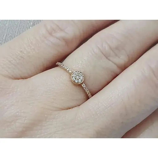 Золоте кільце Родинні коштовності з фіанітами. 11110467 16,5 - фото 2