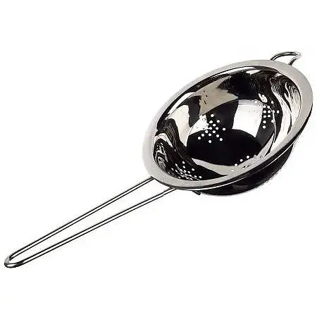 Металевий дуршлаг