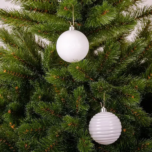 Комплект елочных шариков Chomik пластиковые 8 см молочные 6 шт. (GIF7290) - фото 3