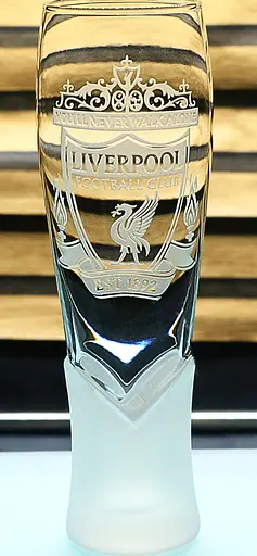Крафтовий келих 440 мл Ліверпуль з гравіюванням  Скляний келих для фаната ФК Liverpool  Подарунок вболівальнику - фото 1