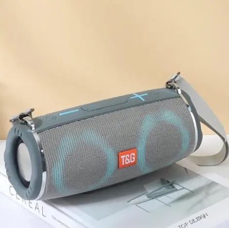 Портативна бездротова Bluetooth-колонка T&G TG642 з потужним звучанням, LED-підсвіткою та ремінцем для перенесення Сірий - фото 2
