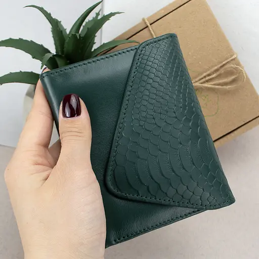 Гаманець жіночий шкіряний маленький Sabrina зелений пітон - фото 8