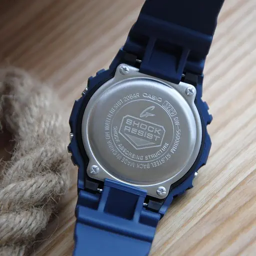 Противоударные часы мужские наручные оригинальные Casio G-Shock DW-5600BBM-2ER с полимерным ремешком - фото 3
