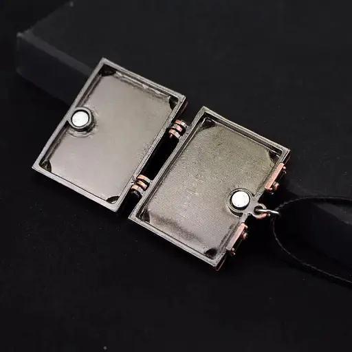 Кулон Gee! Чемодан Ньюта Саламандера Newton Scamanders suitcase HP6.111 - фото 3