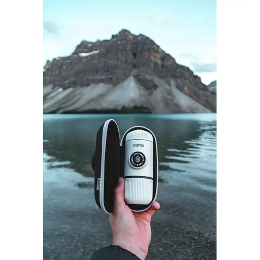 Эспрессо-кофеварка Wacaco Nanopresso 18 бар 80мл с чехлом Белый - фото 4