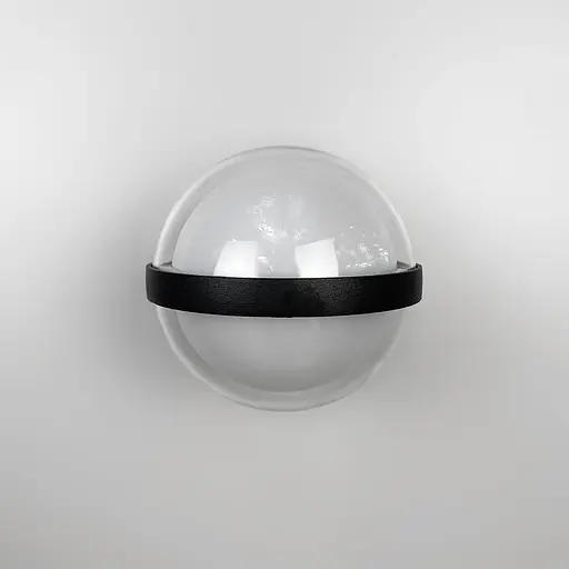 Бра у чорному корпусі зі світловим плафоном-кулькою | Line F | Арт. W048/1 BK+WT - фото 3