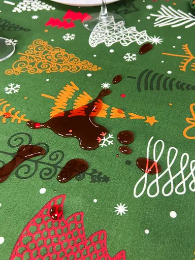 Водоотталкивающая Скатерть новогодняя с принтом Елки 220х140 см (+ 4 салфетки 30х40) Зеленый - фото 4