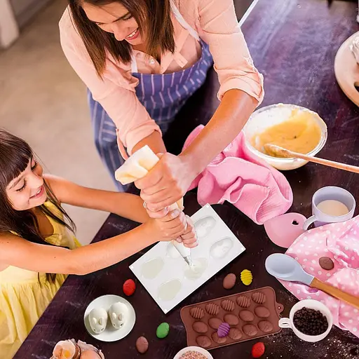 Силіконова форма на планшеті для цукерок, шоколаду, міні тортиків, желе та випічки "Пасхальні яйця", 15 комірок Зелений 88124 - фото 7