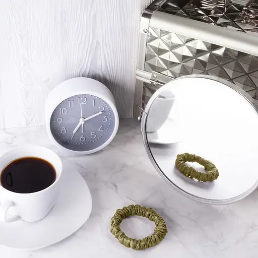 Шовкова резинка для волосся Чумацький Шлях підвищеної еластичності та міцності Розмір S в Подарунковій упаковці Хакі (1209-02) - фото 3