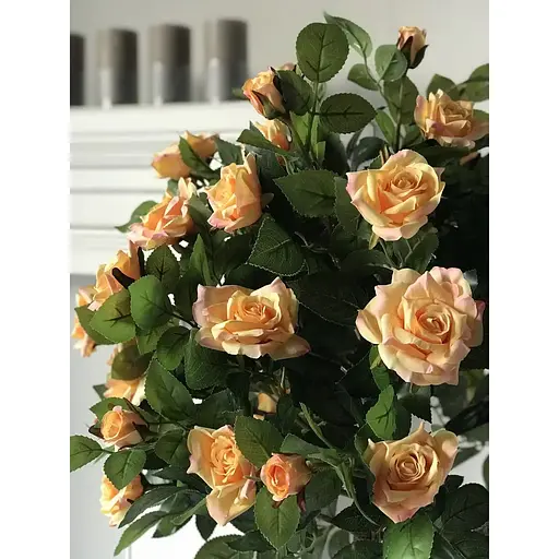 Троянда штучна штамбова чайна 120 см у горщику - фото 9