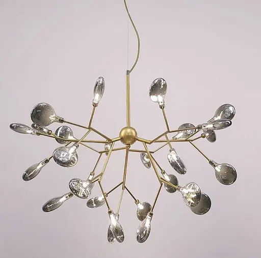 Подвесная люстра на 36 ламп с лепестками в золотистом корпусе Line.F Цвет плафона Графитовый - фото 5