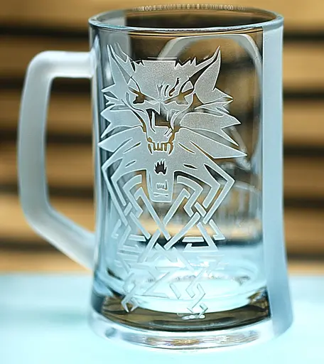 Пивний келих 660 мл пивна кружка гри Відьмак подарунок для фаната гри The Witcher кухоль з гравіюванням - фото 6