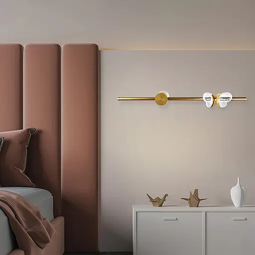 Бра у золотому корпусі з метеликом справа Line F WC 18 GD R - фото 1