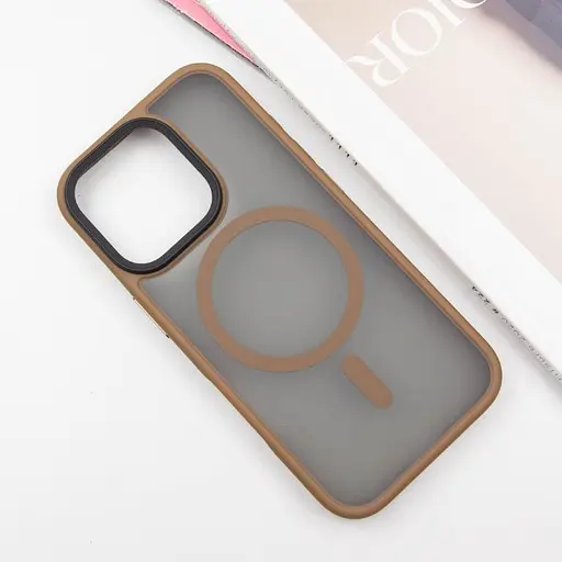 Чехол Epik TPU+PC Metal Buttons with MagSafe для Apple iPhone 16 Pro Max 6.9 Золотой - фото 2