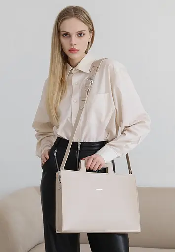 Жіноча шкіряна сумка для ноутбука і документів світло-бежева - фото 2