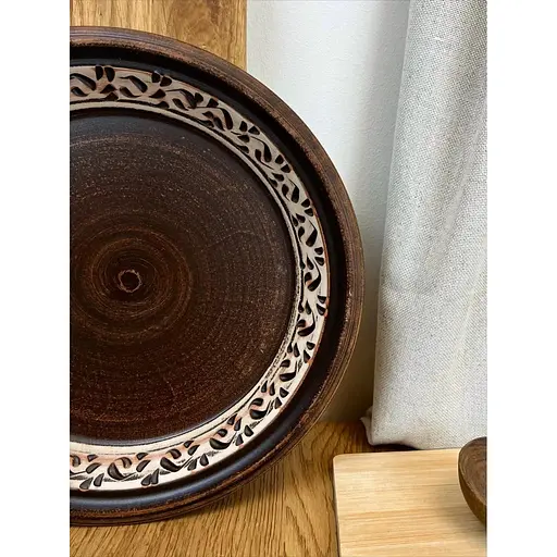 Тарілка 24 см керамічна (глиняна) різьблена Ангоб - фото 7