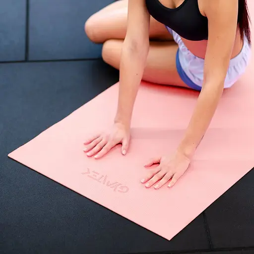 Коврик (мат) для фитнеса и йоги Gymtek 0,5см розовый - фото 7