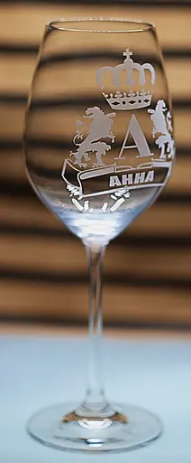 Винний іменний келих 480 мл Анна  з гравіюванням монограми та корони подарунок для жінки - фото 2