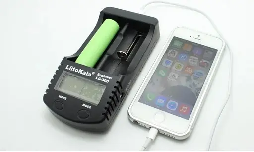 Профессиональное зарядное устройство Liitokala Lii-300 + автоадаптер Повербанк - фото 4