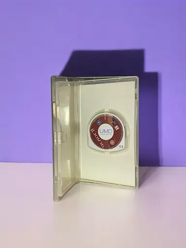 Лицензионный диск-фильм на PSP лицензия Blade II - фото 2