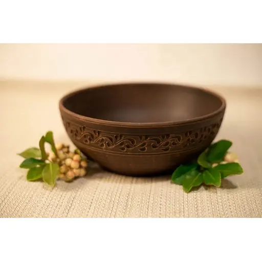 Миска керамическая 1 л (глиняная) резная коричневая