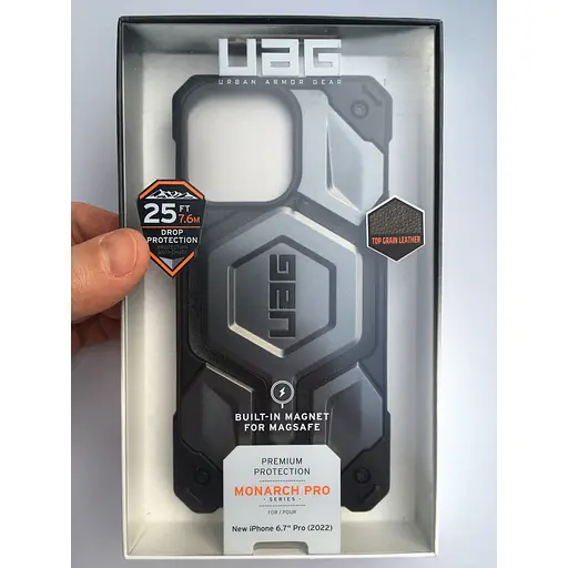Оригінальний протиударний чохол UAG Monarch Pro MagSafe для iPhone 14 Pro Max (6.7") Silver (114031113333) - фото 2