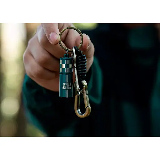 Фонарь-брелок Olight i17 Checkered Flag - фото 10