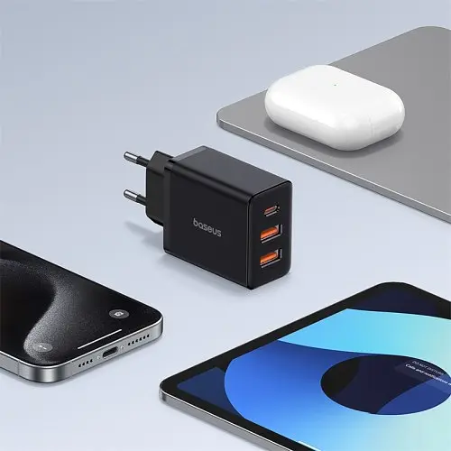 Мережевий зарядний пристрій Baseus Cube Fast Charger 2U+C 30W EU чорний P10111402113-00 - фото 4