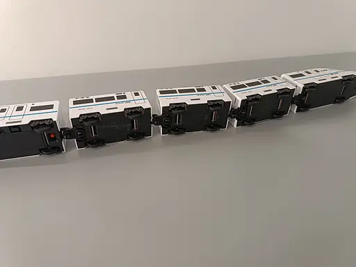 Іграшковий поїзд. Довжина 62 см. З фарою та реалістичним звуком. На батарейках. Для дітей від 3 років - фото 12