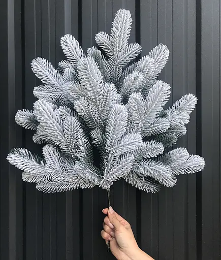 Гілка ялинки штучна Hvoya Lux засніжена 60 см 10 шт. - фото 2